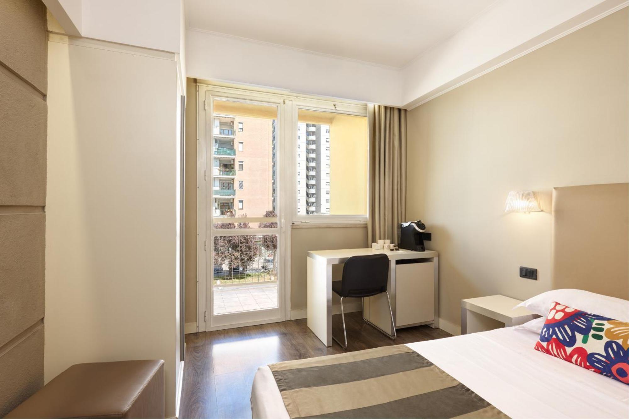 Hotel Roma Tor Vergata Экстерьер фото