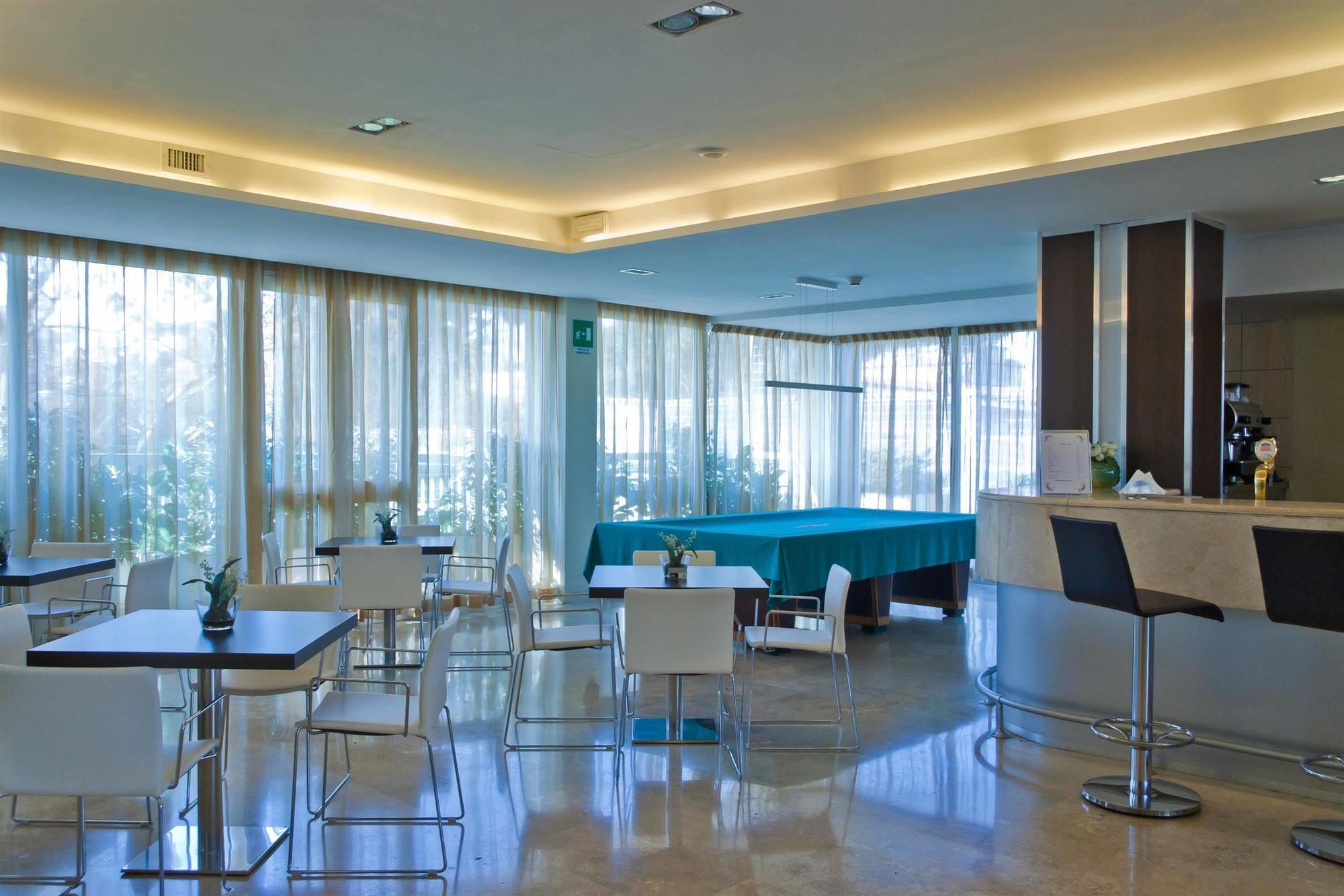 Hotel Roma Tor Vergata Экстерьер фото
